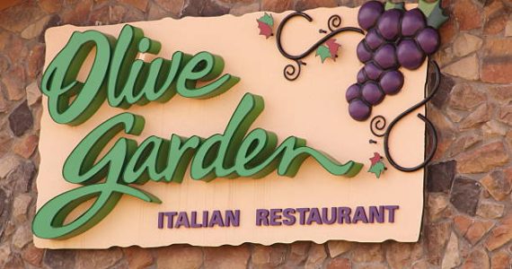 8 Olive Garden Secret Hacks