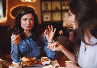 casual dining restaurant